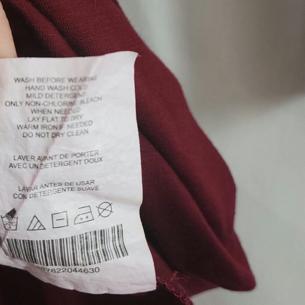 Oh Baby! Motherhood Top Medium maternity stretch embellished tie cranberry wine - Picture 10 of 10